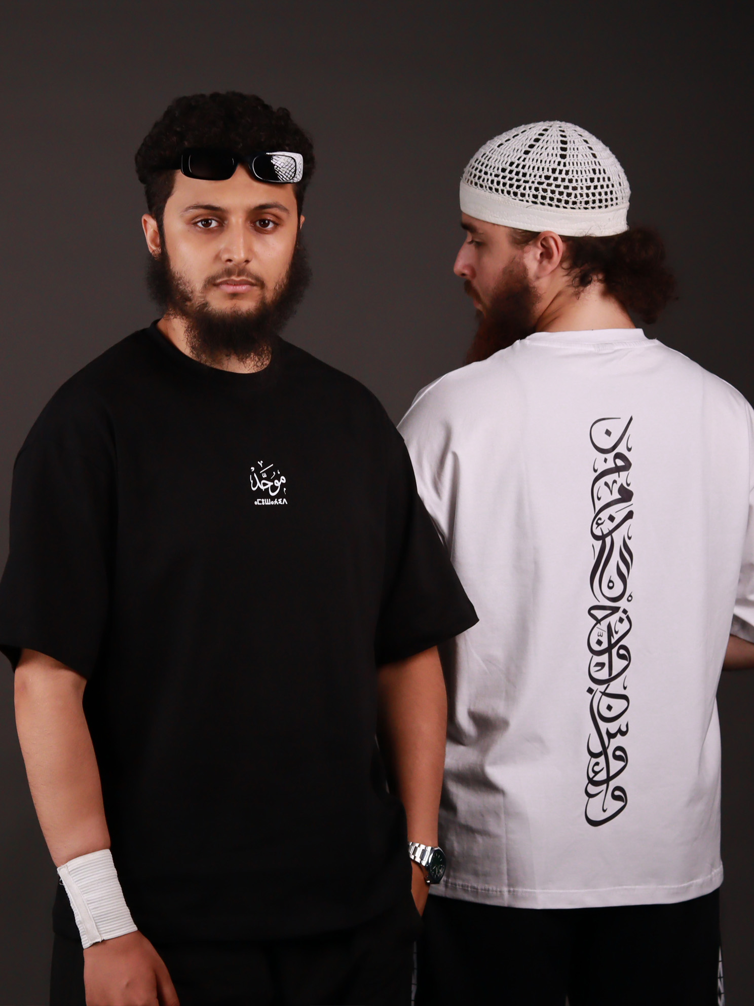 تيشرت موحد متوفر